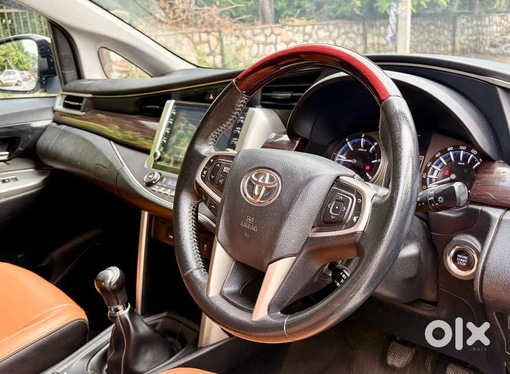 Toyota Innova Crysta 2.4 V 7 Str, 2022, Diesel