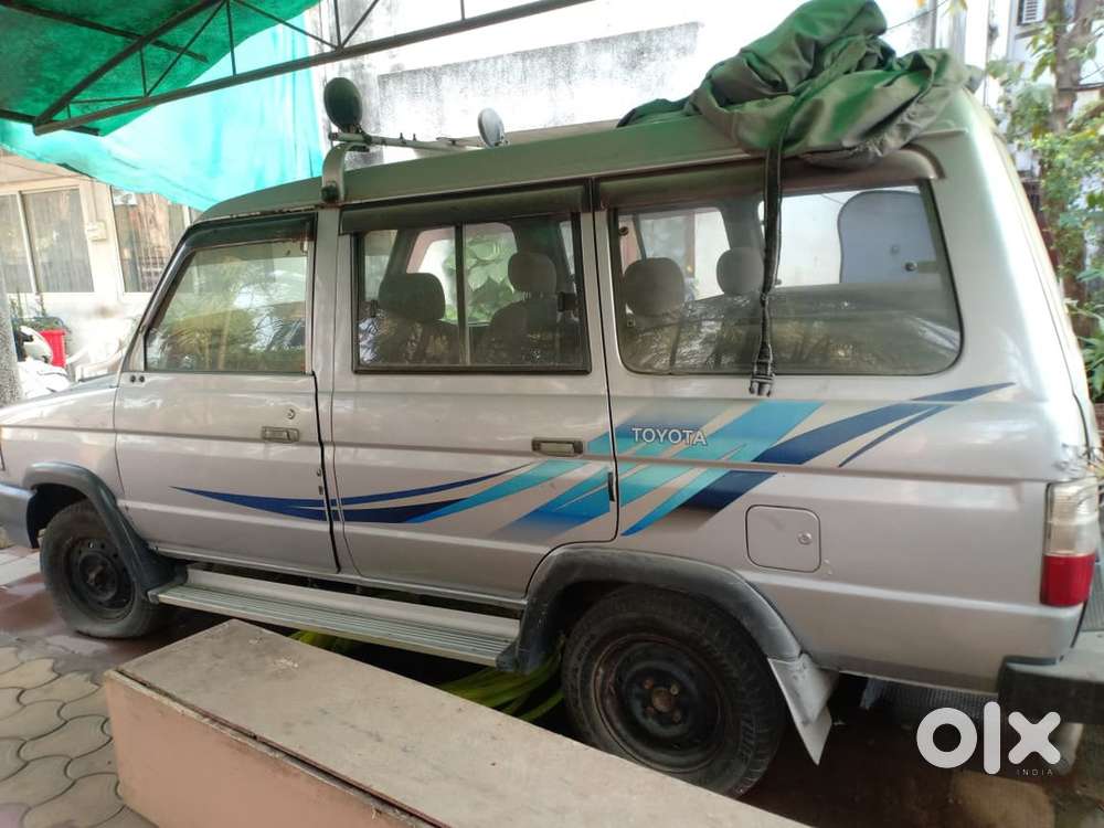 Toyota Qualis 2001 Diesel 100000 Km Driven. Good Condition