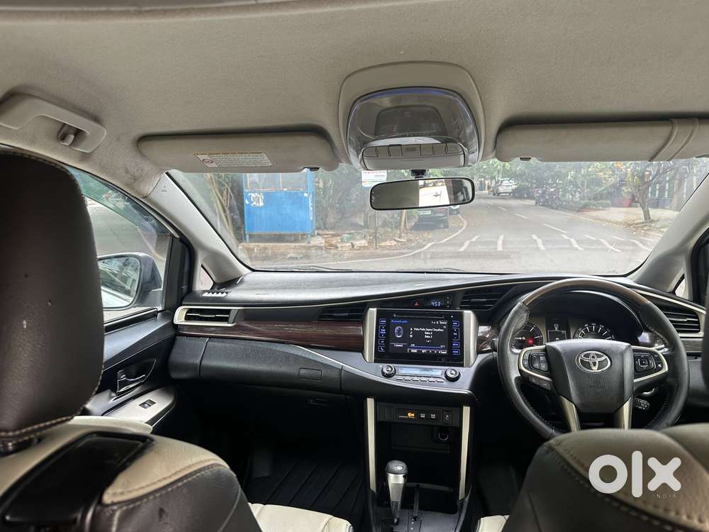 Toyota Innova Crysta 2.8z Automatic, 2017, Diesel