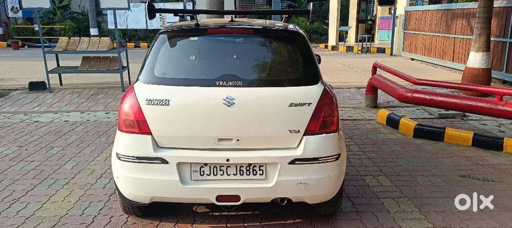 Maruti Suzuki Swift 11012008 Cng & Hybrids Well Maintained