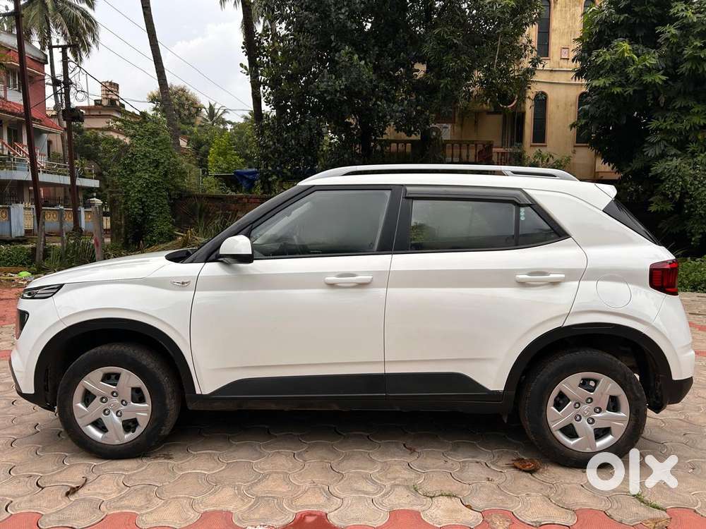 Hyundai Venue S Plus Mt 1.2 Kappa, 2021, Petrol