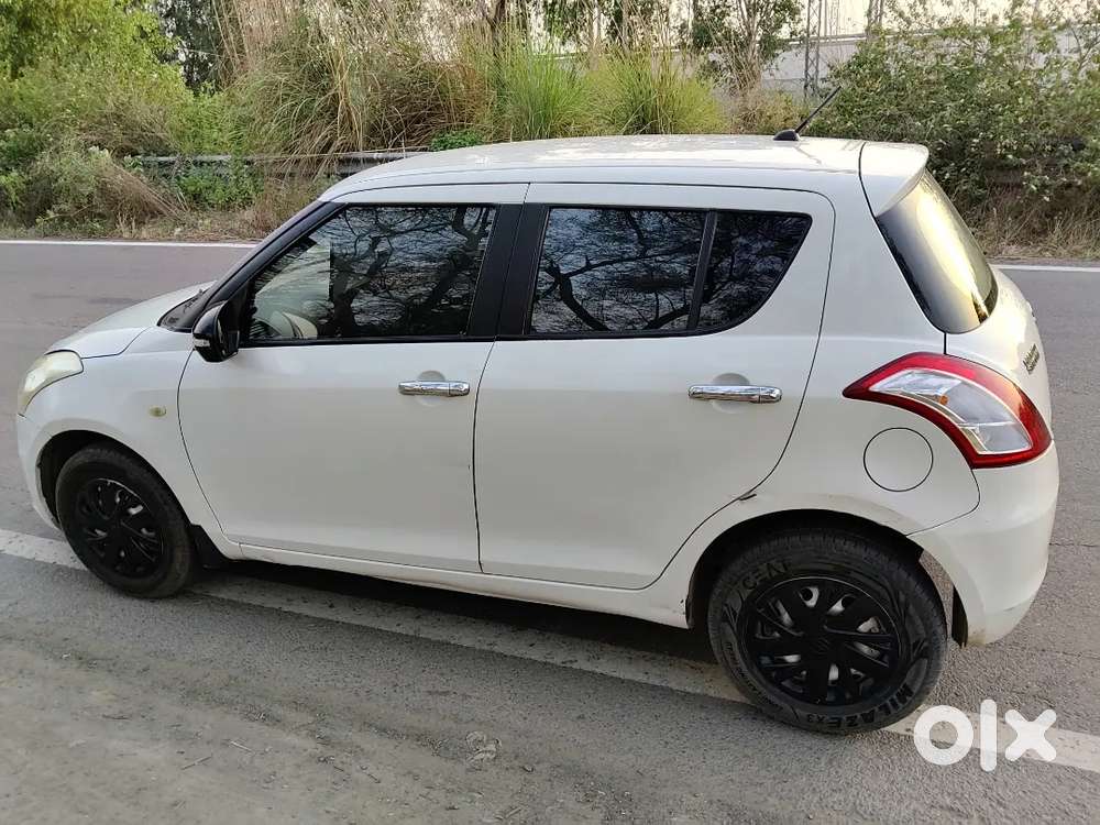 Maruti Suzuki Swift 2017 Diesel 81263 Km Driven