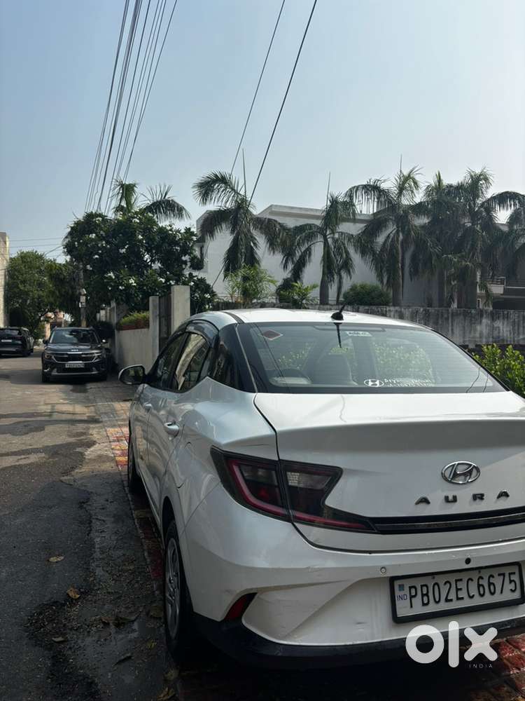 Hyundai Aura 2021 Car