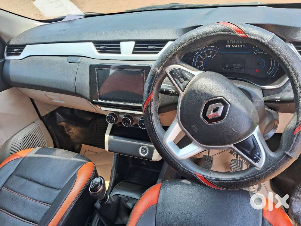 Renault Triber Rxz, 2022, Petrol