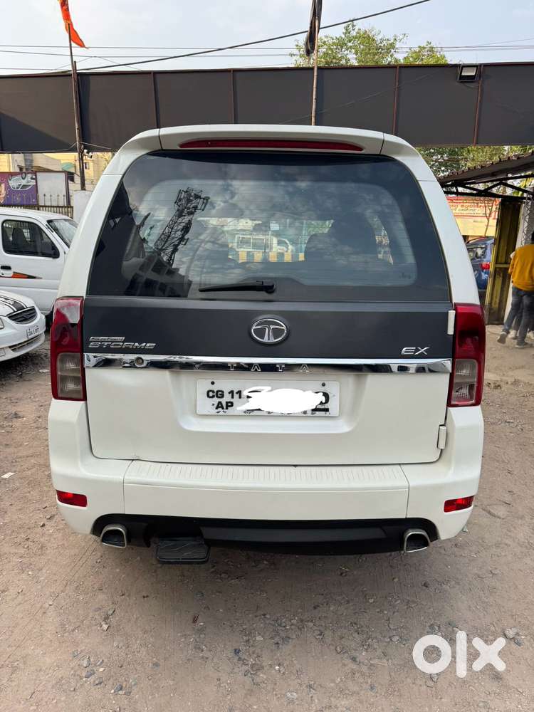 Tata Safari Storme