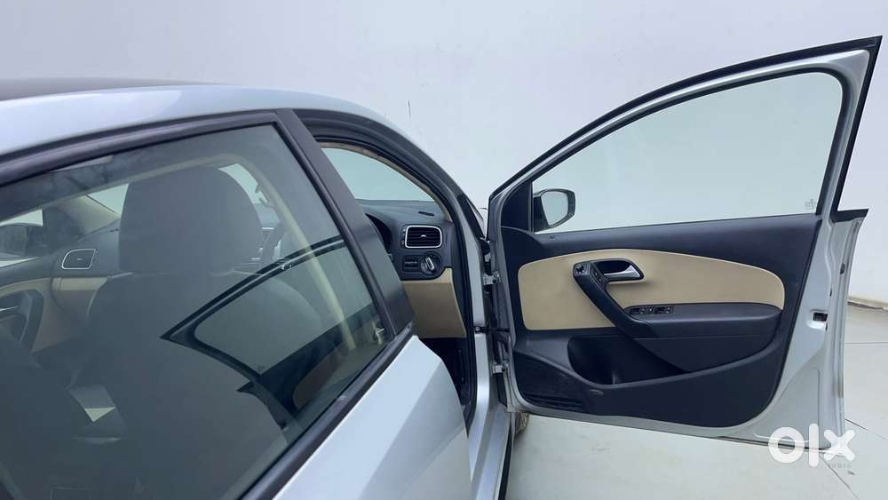 Volkswagen Ameo 1.2 Mpi Highline 16 Alloy, 2016, Petrol