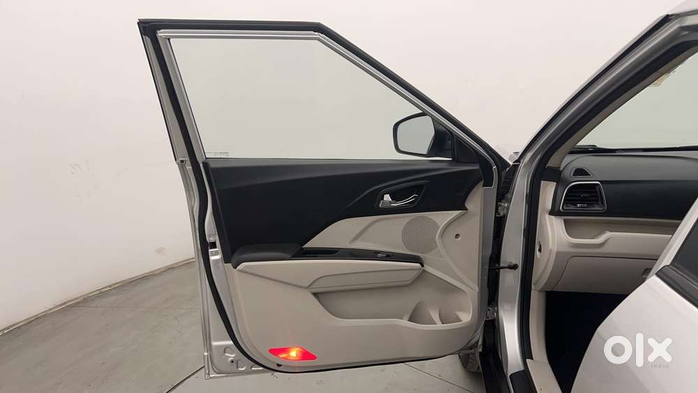 Mahindra Xuv300 W8 Diesel, 2019, Diesel