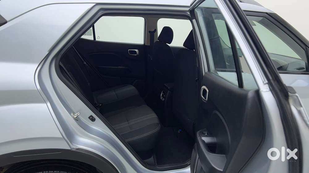 Hyundai Venue 1.0 S (o) Turbo Dct, 2022, Petrol