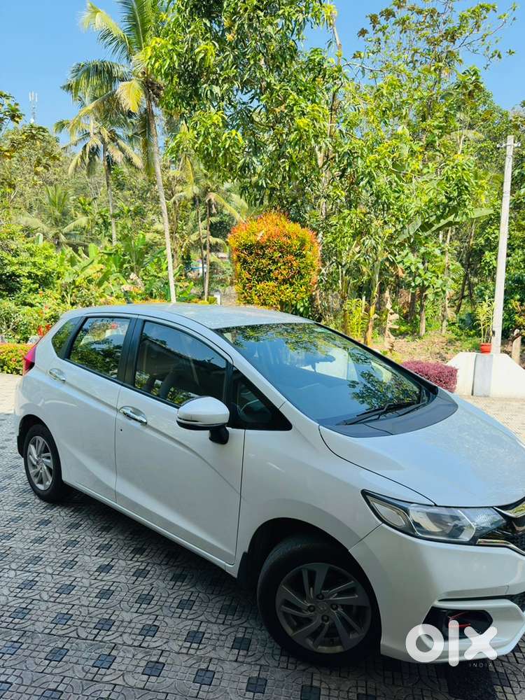 2021 Honda Jazz Vx Cvt Automatic  Excellent Condition  45,000 Km