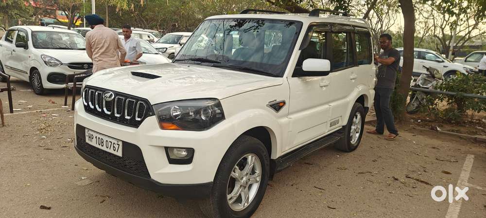 Mahindra Scorpio S10, 2015, Diesel