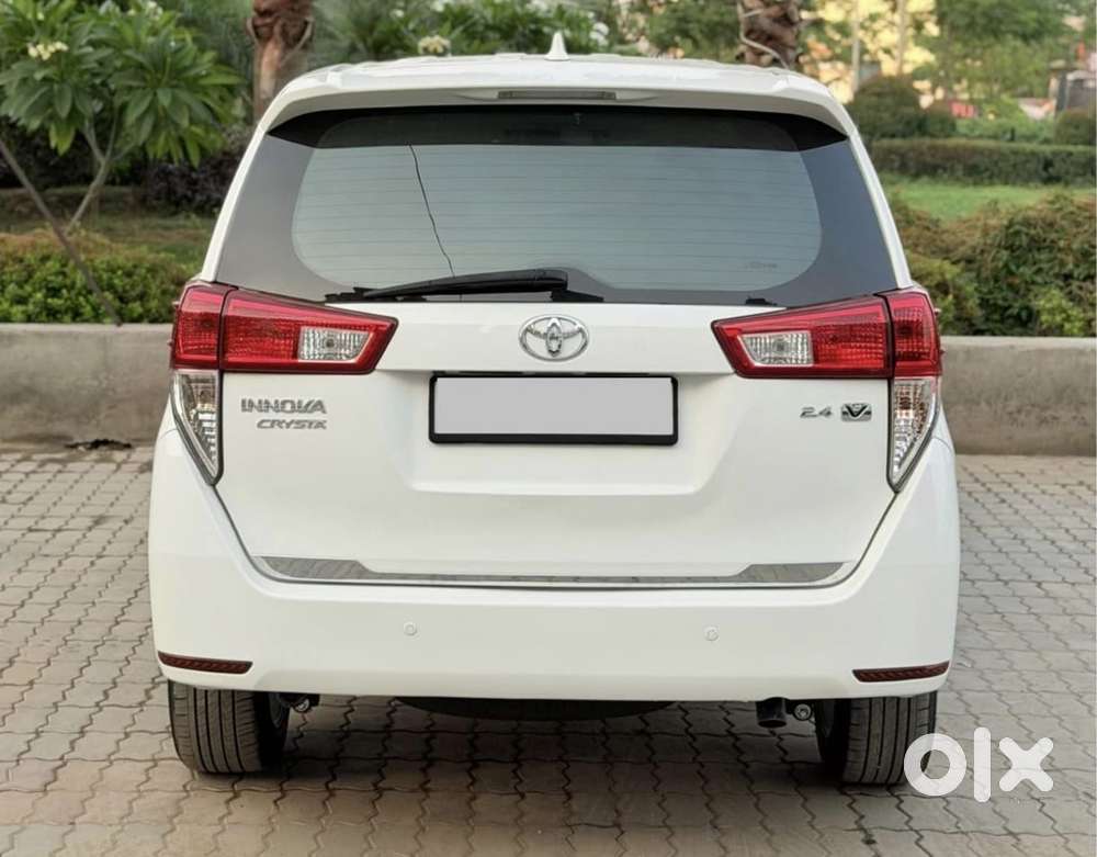 Toyota Innova Crysta 2.4 Vx Mt, 2016, Diesel