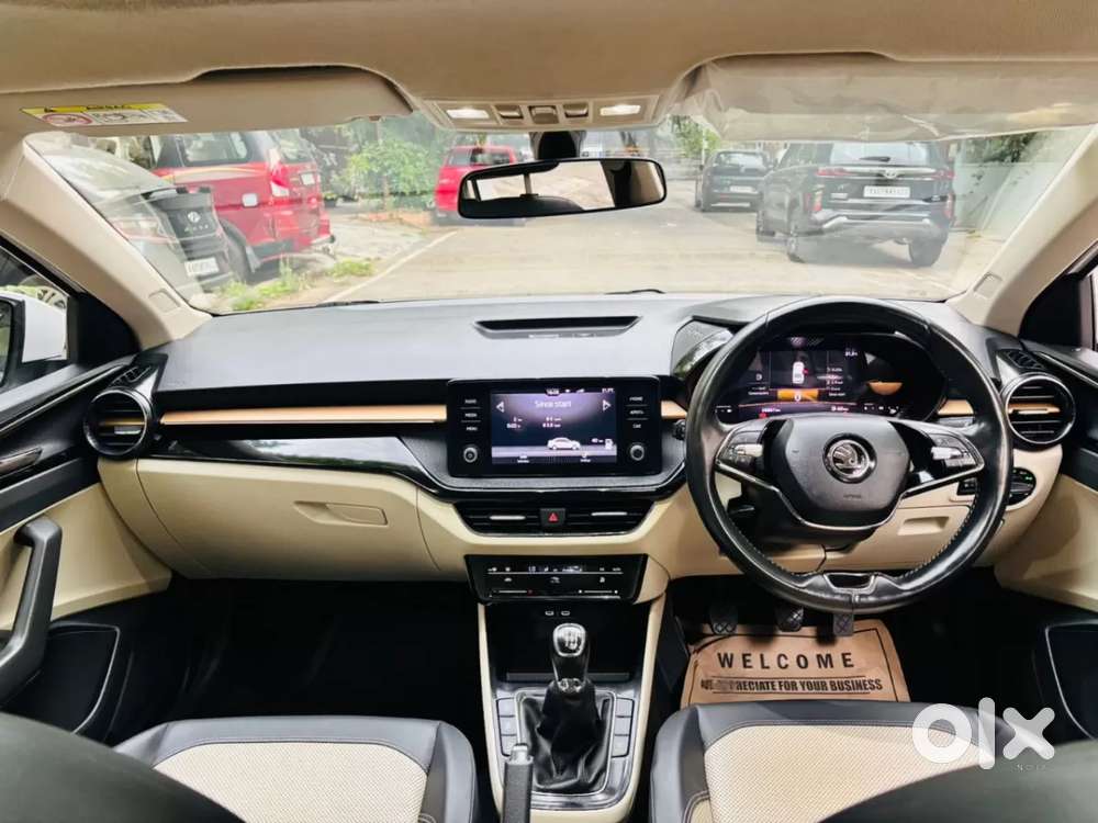 Skoda Slavia Ambition 1.0l Tsi Mt, 2022, Petrol
