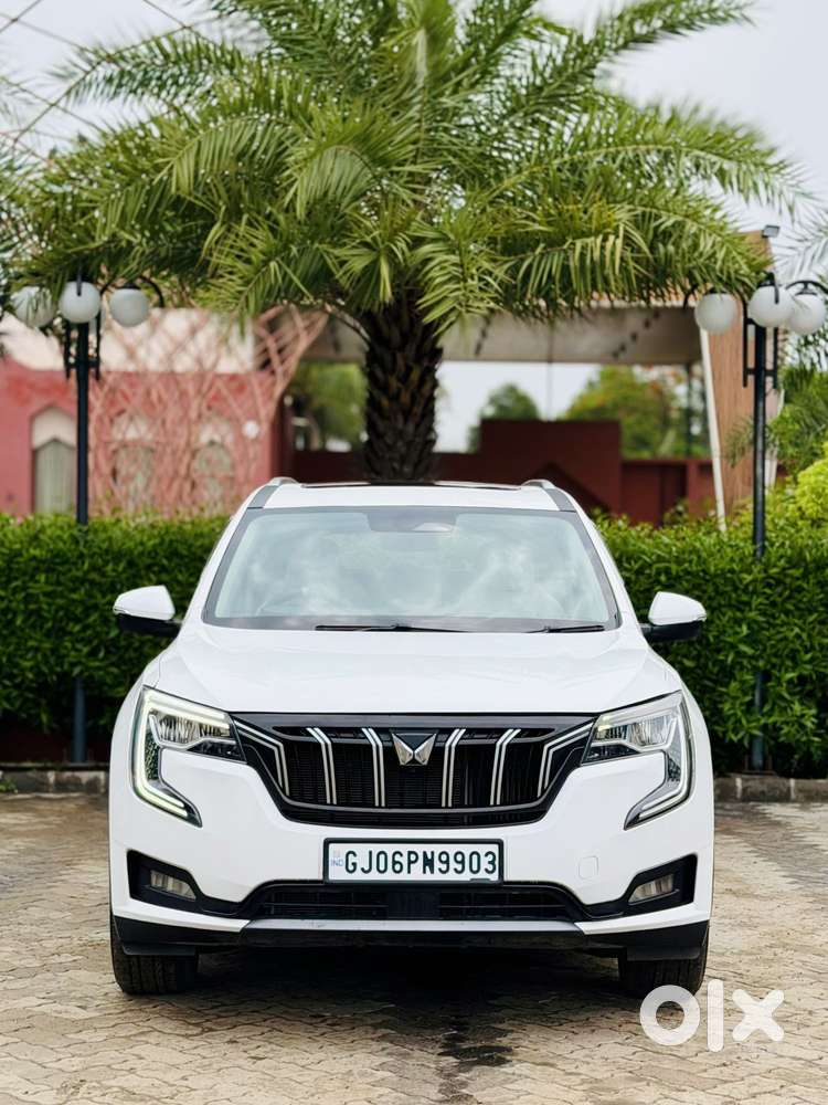 Mahindra Xuv700 2.2 Ax 7 Diesel At Luxury Pack Str Awd, 2023, Diesel