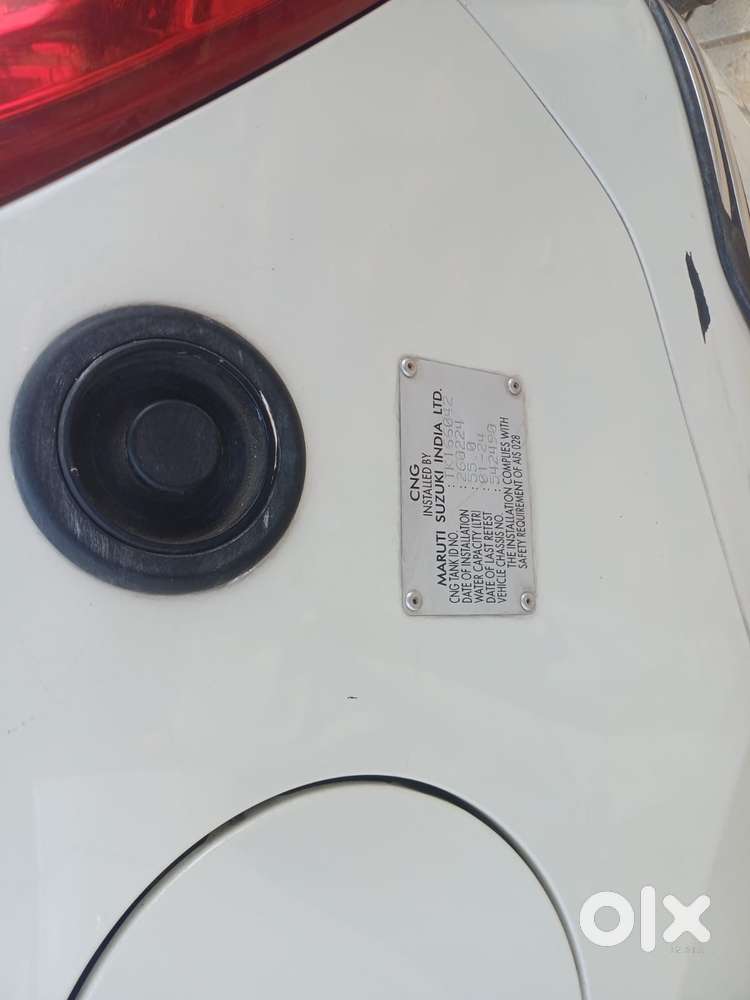 Maruti Suzuki Dzire 1.2 Vxi Cng, 2024, Cng & Hybrids