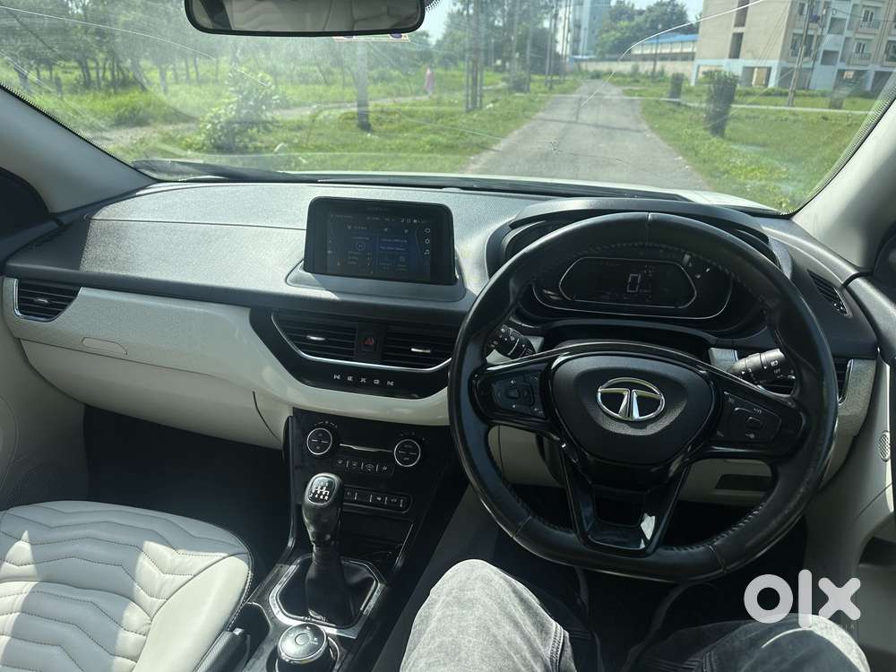 Tata Nexon 1.2 Revotron Xz Plus (s), 2023, Petrol