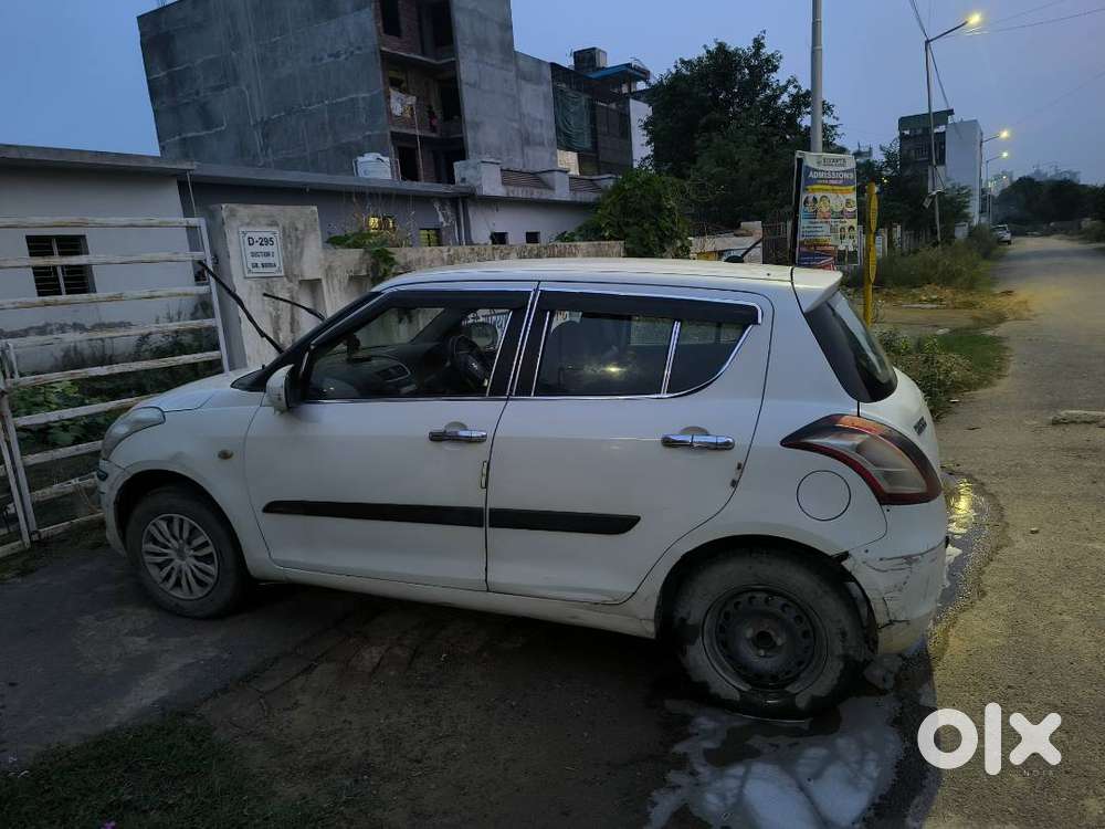 Maruti Suzuki Swift 2015 Petrol Well Maintained