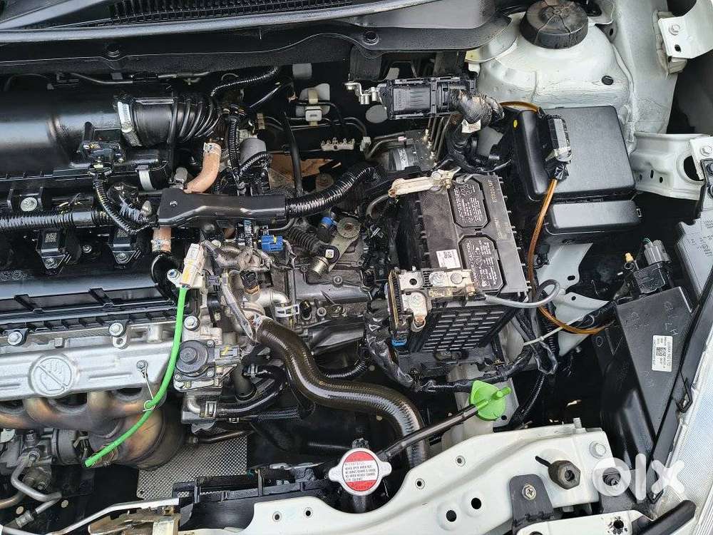 Maruti Suzuki Dzire 1.2 Vxi, 2023, Petrol