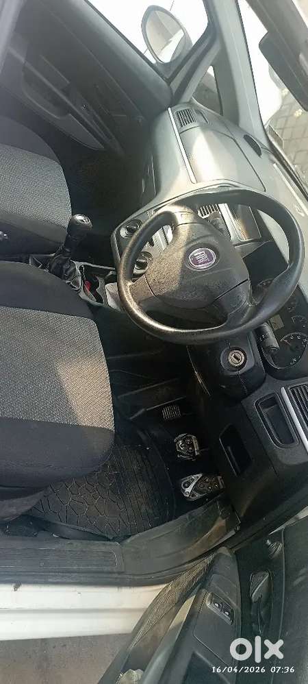 Fiat Grande Punto 2010 Diesel 82000 Km Driven