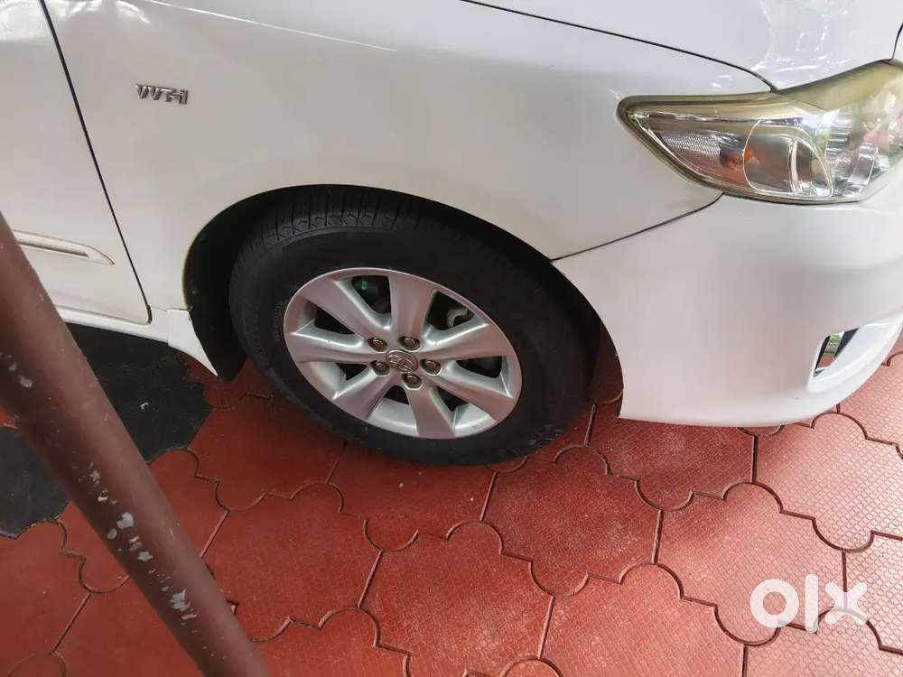 Toyota Corolla Altis 1.8g 2010