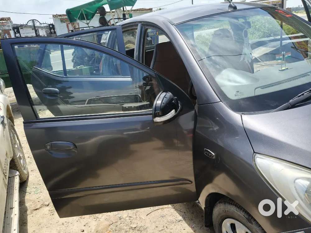 Hyundai I10 Sportz 2013