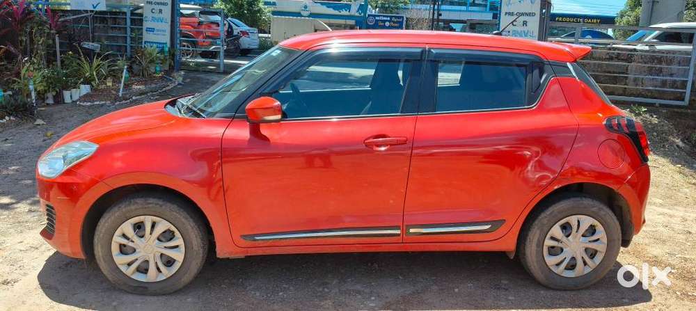 Maruti Suzuki Swift Vxi Abs Bsiv, 2022, Petrol