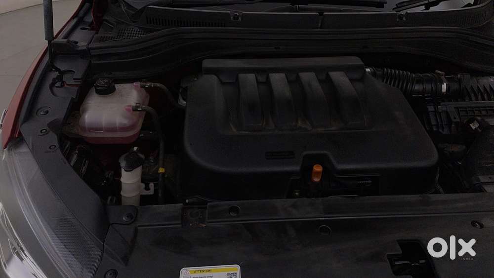 Mahindra Xuv700 2.0 Ax 7 Petrol At Luxury Pack Str, 2021, Petrol