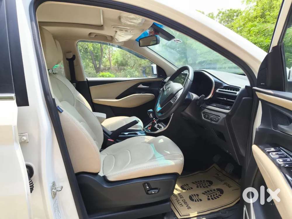 Mg Hector Sharp Pro 1.5 Turbo Mt Dual Tone, 2025, Petrol