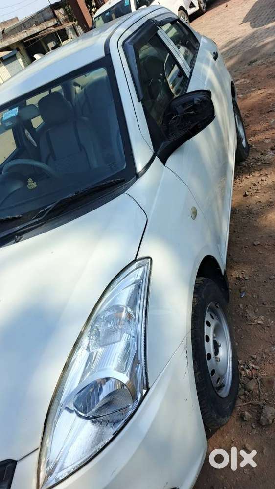 Maruti Suzuki Dzire 1.2 Lxi, 2022, Petrol