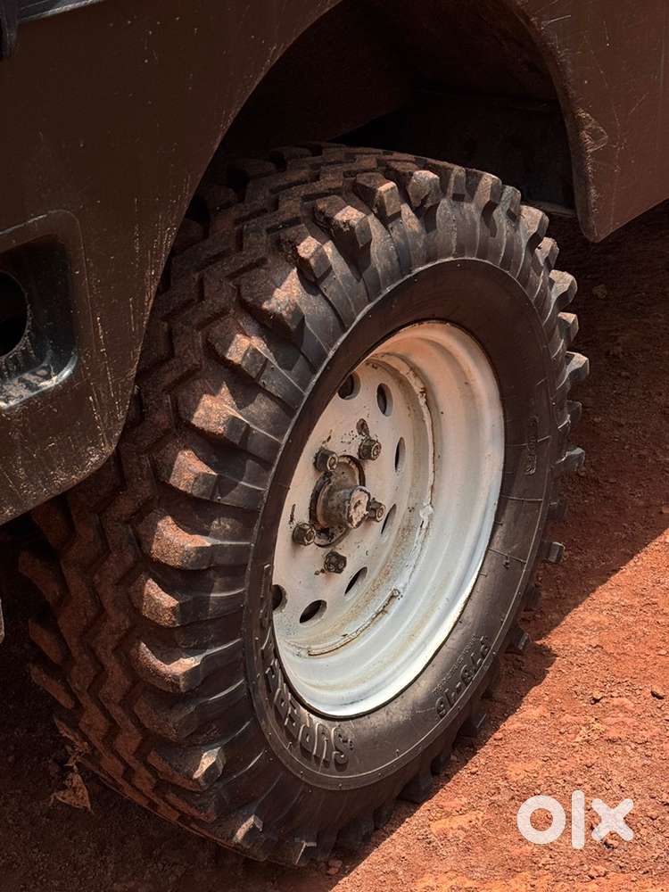 Mahindra Jeep Classic 1983