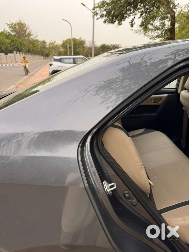 Toyota Corolla Altis 2015