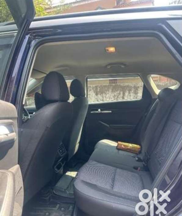 Kia Seltos Htk G, 2023, Petrol