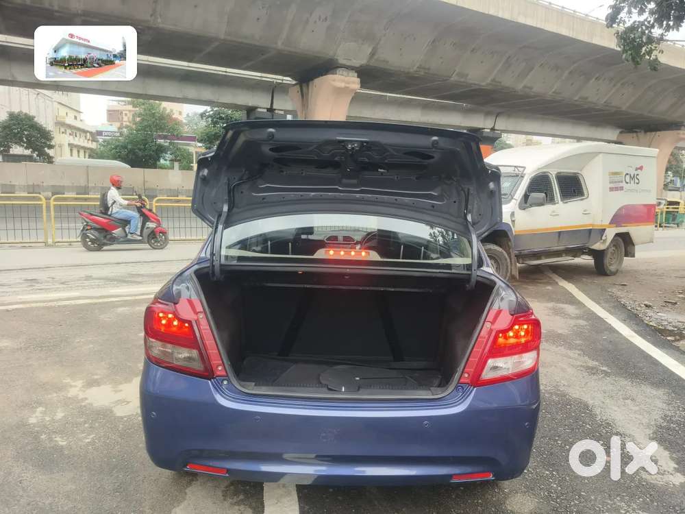 Maruti Suzuki Swift Dzire Amt Vxi, 2017, Petrol
