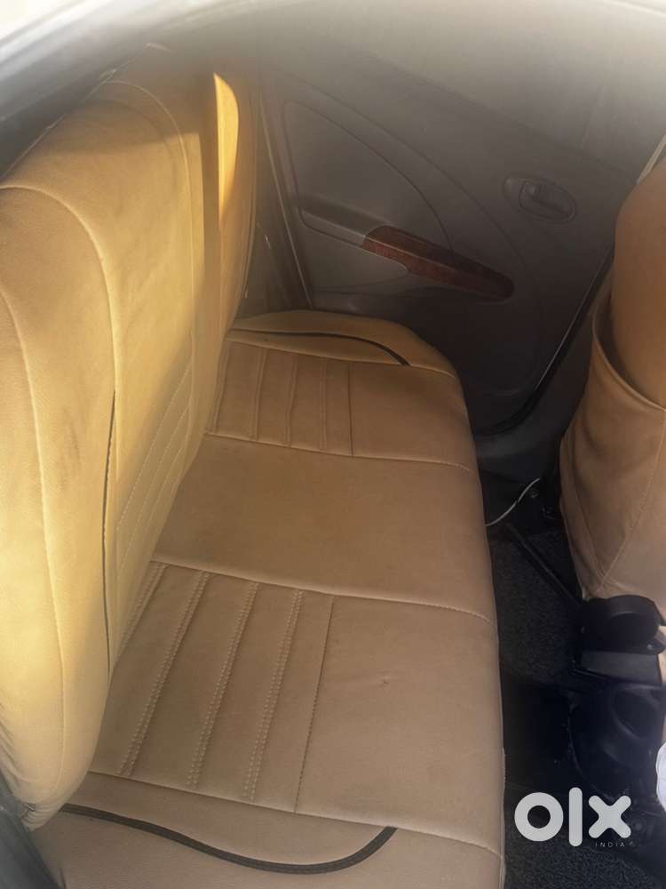Toyota Etios Liva 2011
