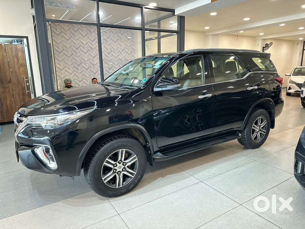 Toyota Fortuner 4x2 At 2.8 Diesel, 2019, Diesel