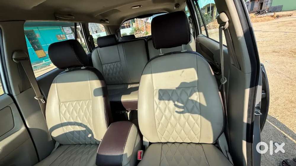 Toyota Innova 2015 Diesel 135000 Km Driven