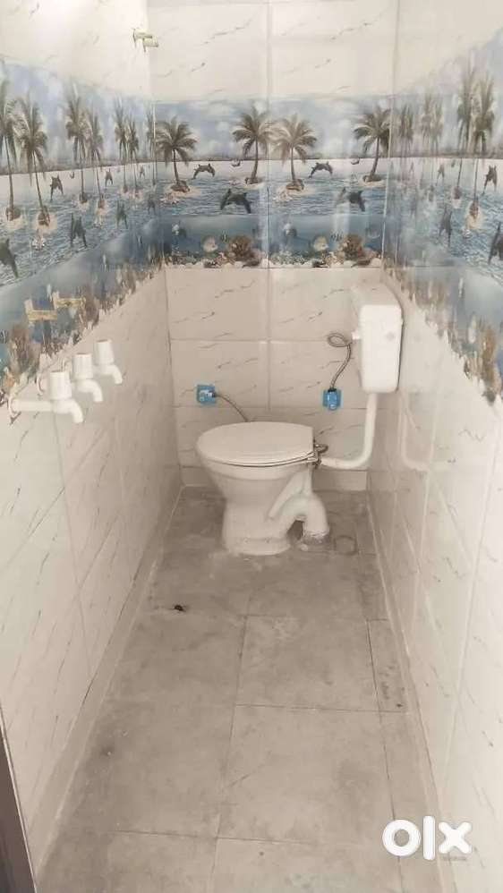 2 Bhk & 4 Bhk Floors Are Available Fr Rent