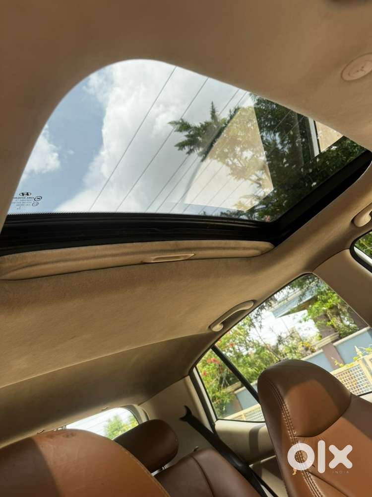 Hyundai I10 Petrol 2011 With Sunroof