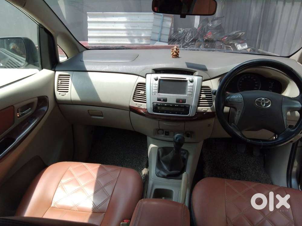 Toyota Innova 2.0 V, 2012, Diesel