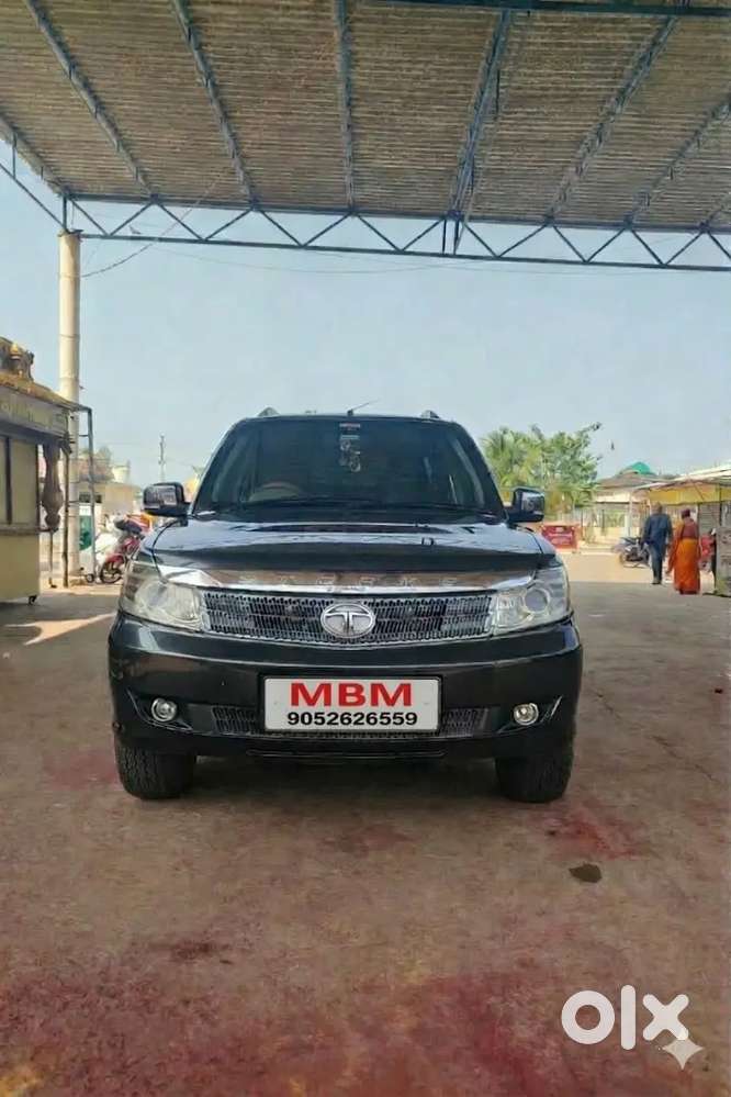 Tata Safari Storme 2015