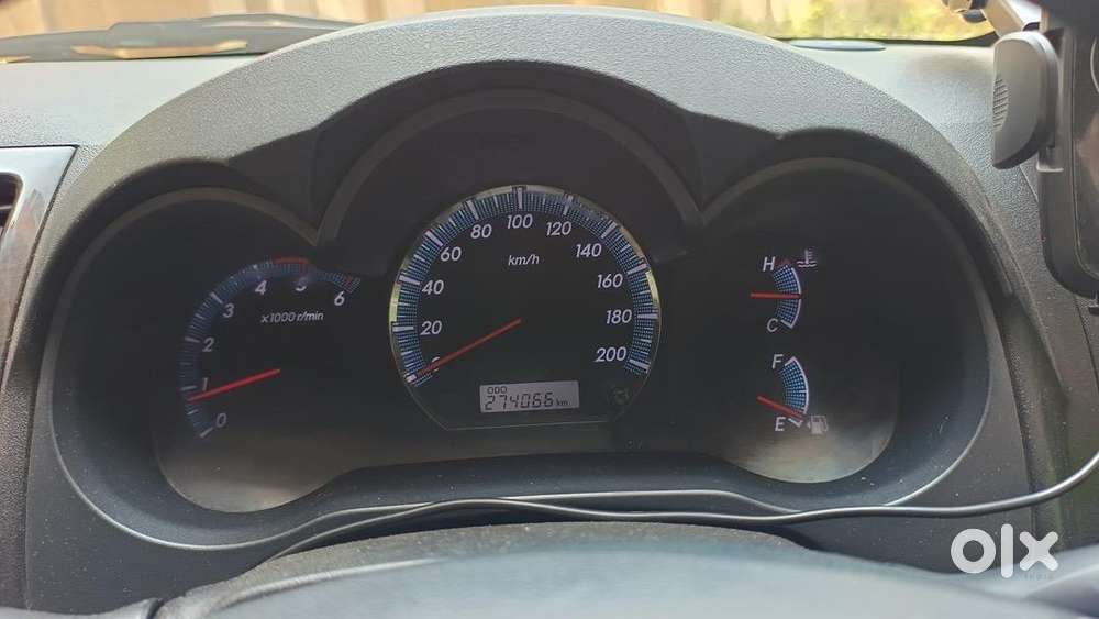 Toyota Fortuner 2014 Diesel 275000 Km Driven