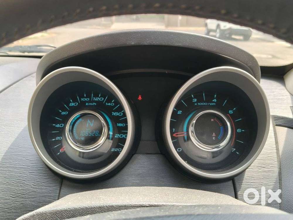 Mahindra Xuv500 2.2 W10, 2015, Diesel