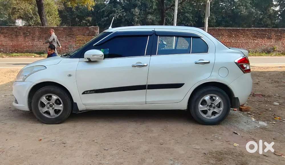 Maruti Suzuki Swift Dzire 2016 Cng & Hybrids 76000 Km Driven