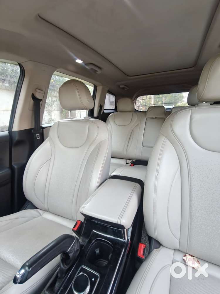 Mahindra Xuv700 2.2 Ax 7 Diesel Mt Str, 2023, Diesel