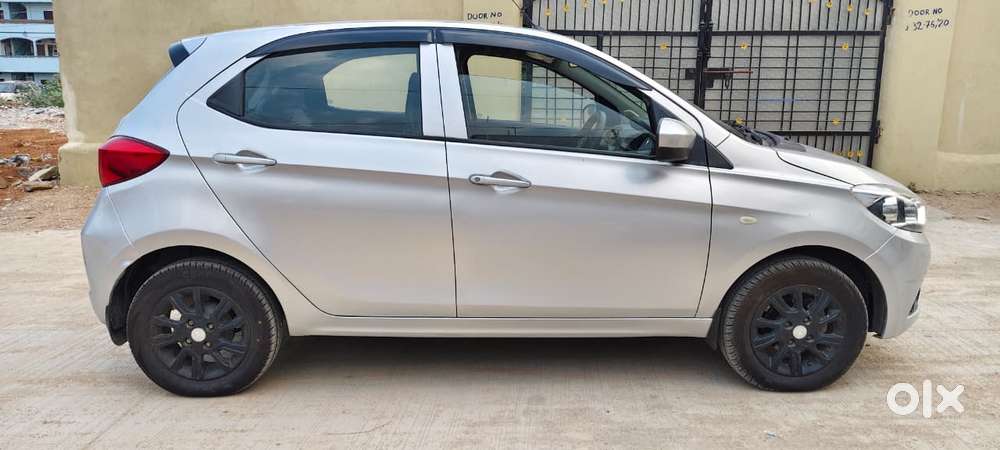 Tata Tiago 1.2 Revotron Xt Option, 2019, Petrol