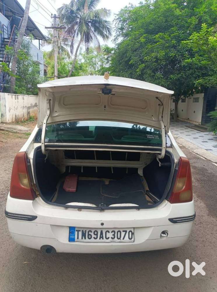 Mahindra Renault Logan, 2011, Diesel