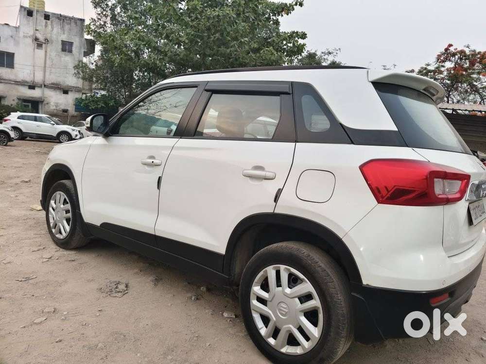 Maruti Suzuki Brezza Vxi At, 2021, Petrol