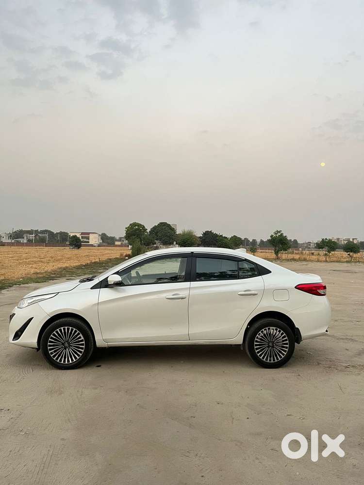 Toyota Yaris G Cvt, 2018, Petrol