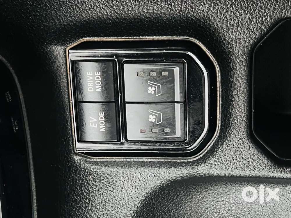 Toyota Urban Cruiser Hyryder 1.5 V Hybrid, 2024, Petrol
