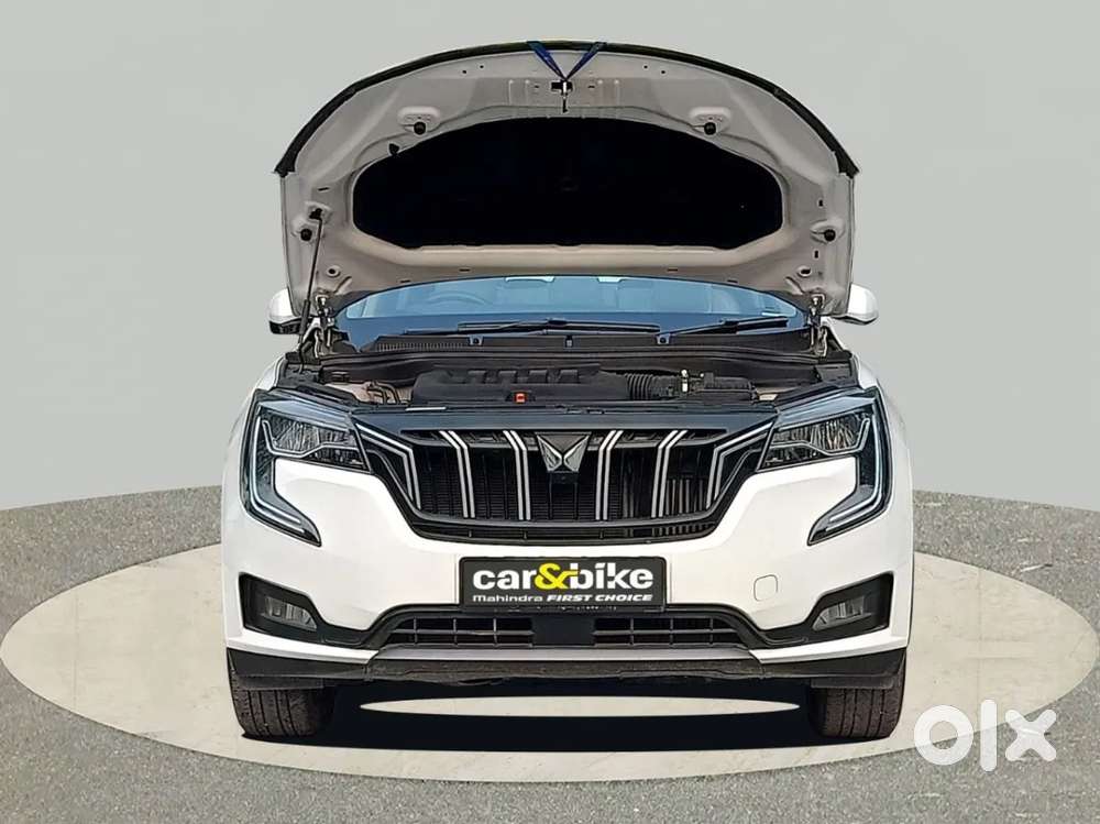 Mahindra Xuv700 Ax7 Luxury Pack Awd, 2025, Petrol