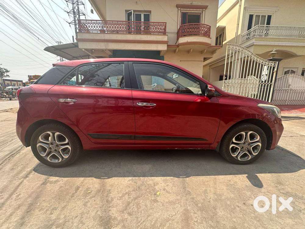 Hyundai I20 Petrol Asta Option, 2018, Petrol